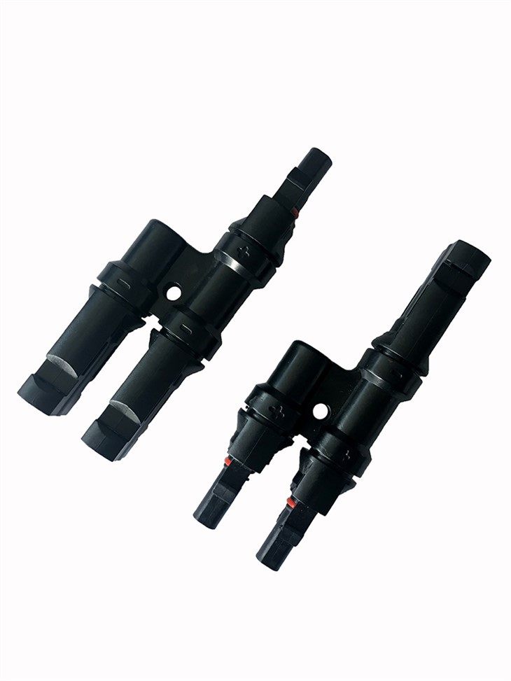 Solarpanelkabelanschluss