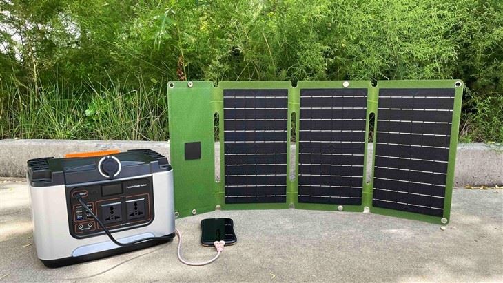 Tragbares Solarpanel 30W